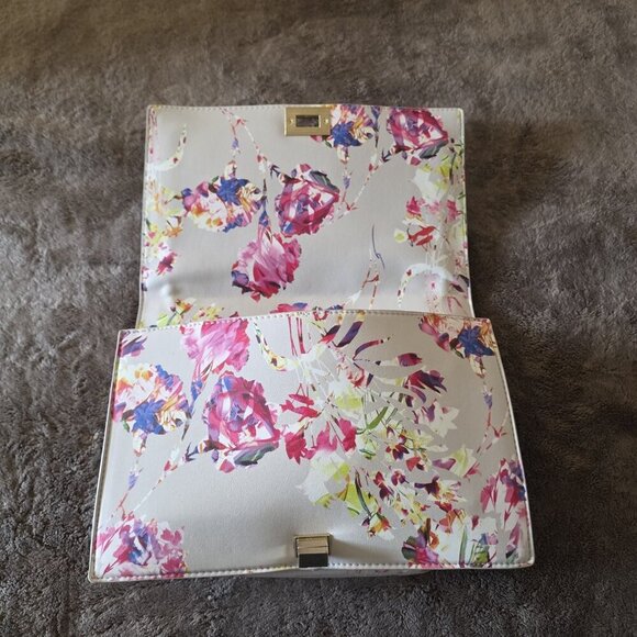 INC Sibbell Floral Faux Leather Envelope Shoulder Bag Clutch Gold Chain - Picture 10 of 16